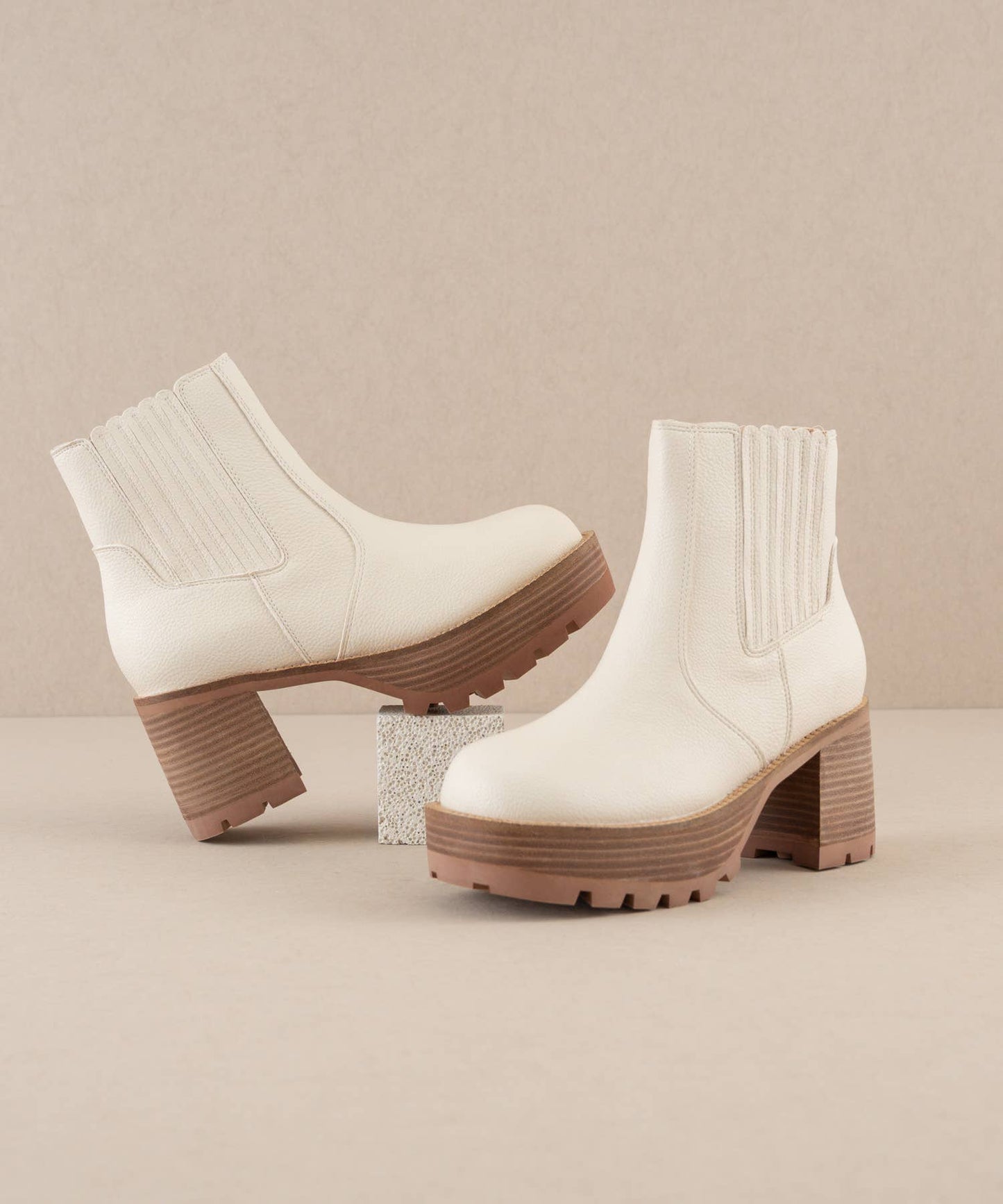 The Aubrey Off White | Platform Paneled Boots