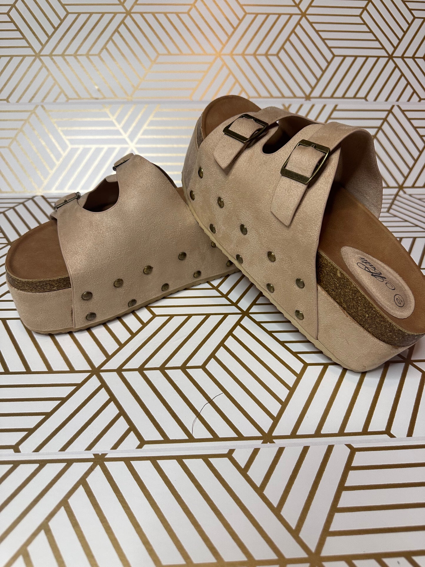 Free People Inspired Platform Slides