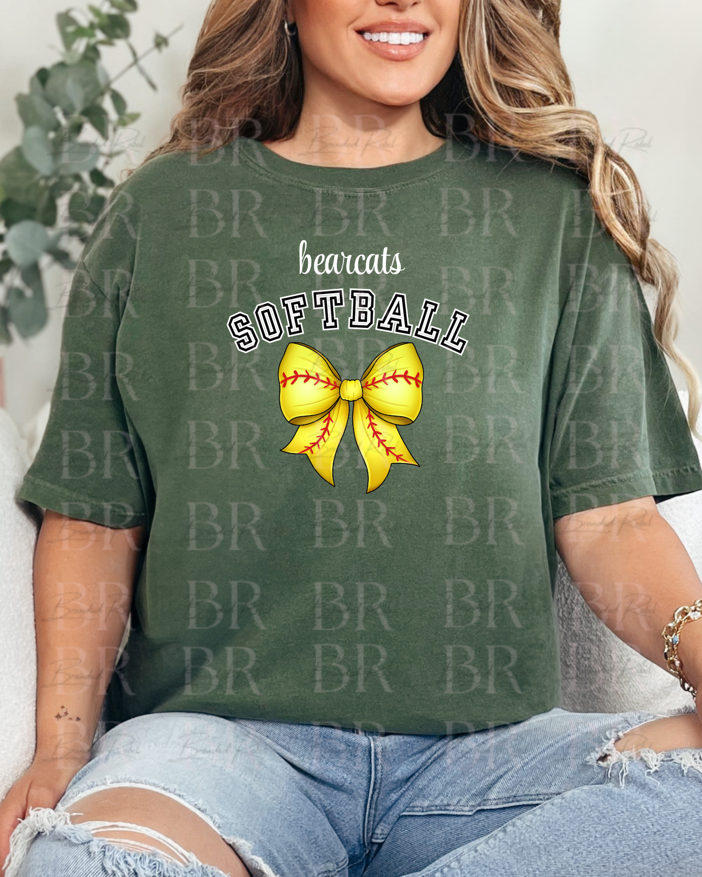 Bearcats Softball Bow