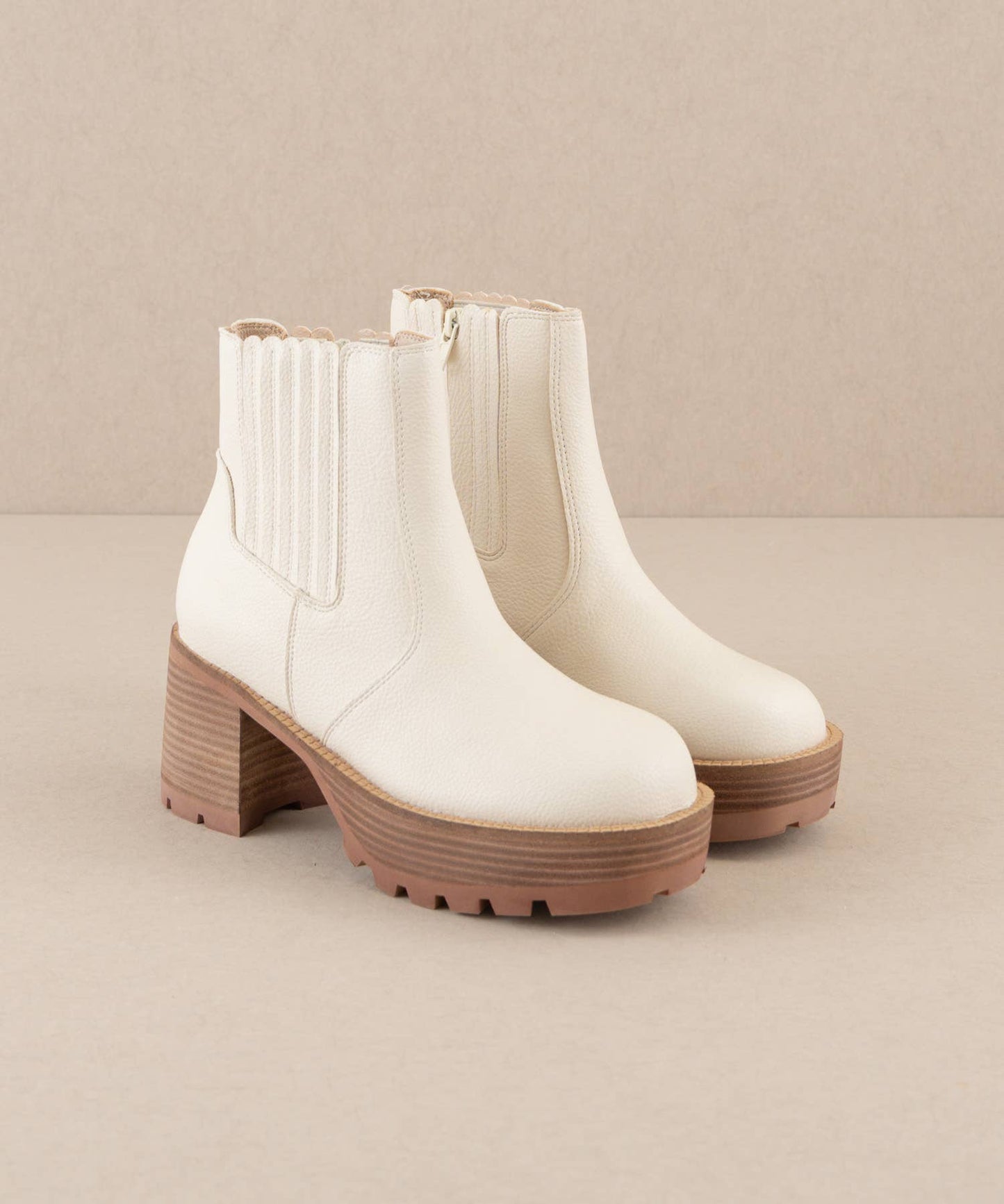 The Aubrey Off White | Platform Paneled Boots
