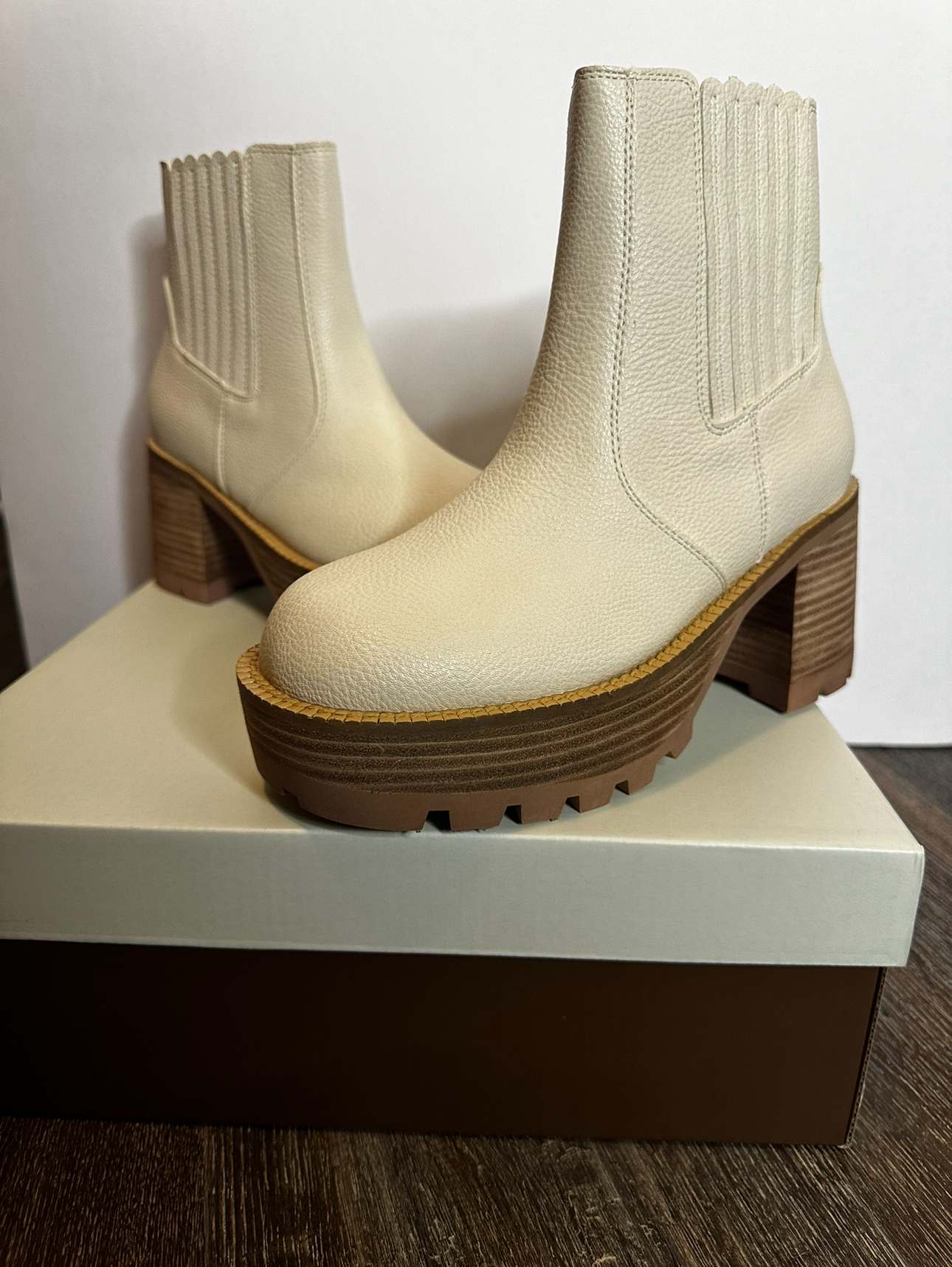 The Aubrey Off White | Platform Paneled Boots