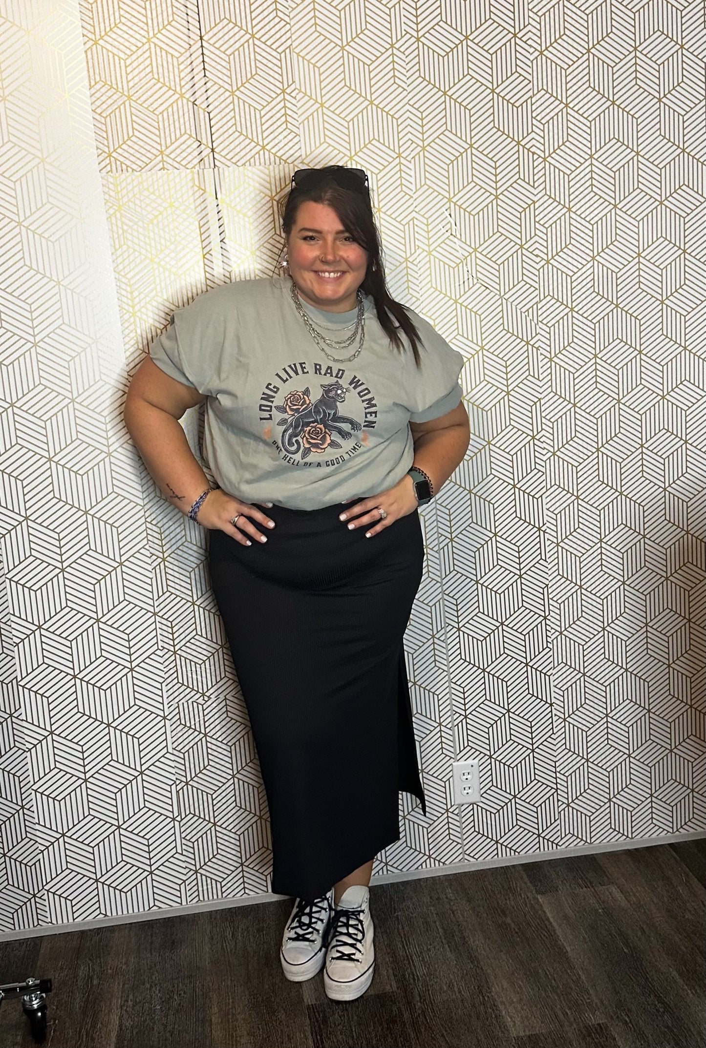 RIBBED KNIT MIDI SKIRT WITH SLIT